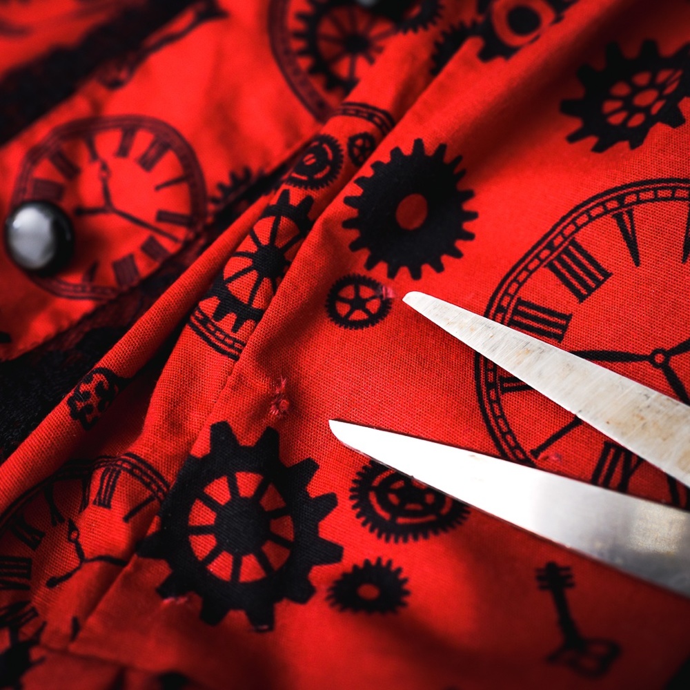 Whimisigoth Hot Topic Clock Lace Red Black Bright Dress XL - Picture 11 of 16